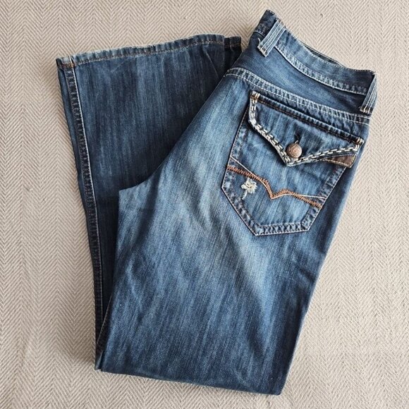 Guess Jeans Men's 34x31 Relaxed Boot Cut Medium Wash Blue Flap Pocket Embroidery - Picture 8 of 16